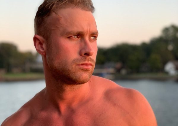 Seine geilsten Cumshots zusammengefasst